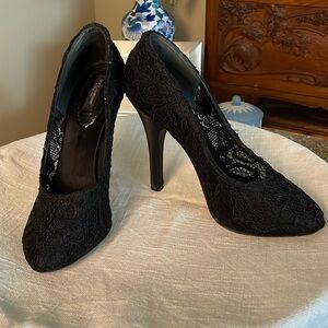 Dolce & Gabbana Black Guipure Lace & Satin High Heels Sz 37 7